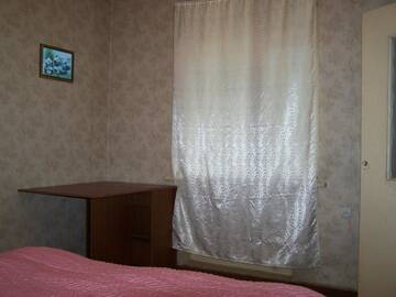Фото номера Просторный двухместный номер с 2 отдельными кроватями Отели типа «постель и завтрак» B&amp;B Sunrise House Aygavan г. Aygavan 6